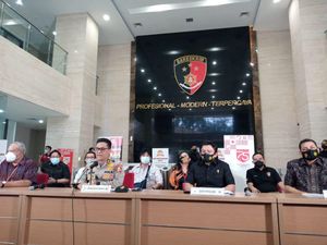Bos Penyedia Bahan Pembersih Juga Jadi Tersangka Kebakaran Kejagung