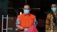 KPK mengatakan telah mendapat laporan hasil penghitungan kerugian negara dari BPK dalam kasus korupsi proyek infrastruktur fiktif itu. Kerugian negara dalam kasus itu disebut mencapai Rp 202 miliar.