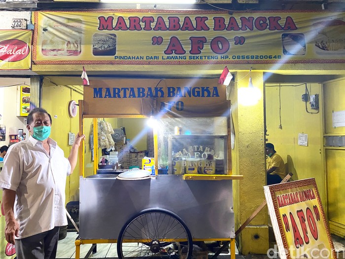 Manis Legit Martabak Bangka Afo di Bogor yang Dipanggang Pakai Arang