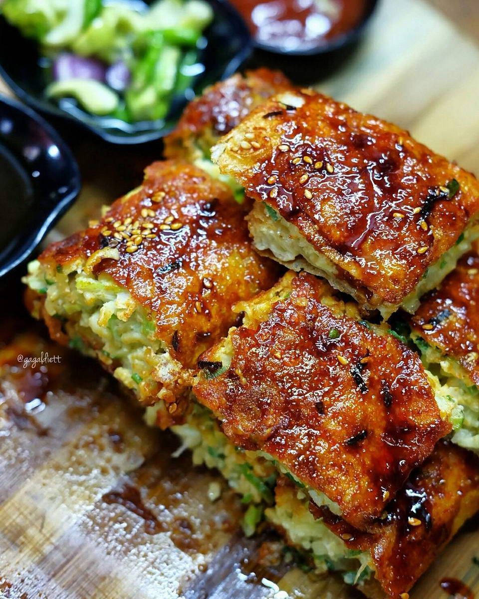 Huaah! 5 Gerai Martabak Samyang yang Siap Membakar Lidah