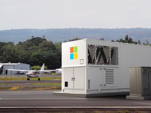 Gara-gara AI, Emisi Karbon Microsoft Melonjak 25%