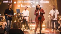 Lagu itu dirilis pada 19 Agustus 2020 lalu yang bertepatan dengan satu tahun pernikahan Mutia Ayu dan Glenn Fredly. Foto: Dok. Instagram