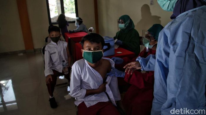 Pemberian Imunisasi untuk Anak  di  Tengah Pandemi COVID 19