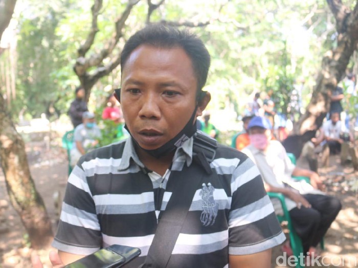 Alfian Rizky Pratama (12) tewas ditenggelamkan teman sendiri di sungai wisata Kedung Cinet, Kabupaten Jombang. Di mata keluarga, Alfian dikenal sebagai sosok yang saleh dan getol menghafalkan Al-Quran.