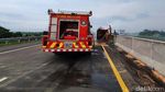 Potret Mobil dan Truk Terbakar di Tol Pemalang