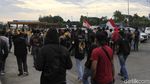 Tolak Omnibus Law, Mahasiswa Bandung Blokade Gerbang Tol Pasteur