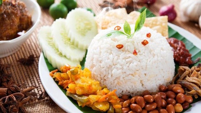 Wow! Gaji Penjaga Warung Nasi Lemak di Malaysia Capai Rp 6,3 Juta