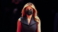 Ibu Negara AS Melania Trump saat hadir di lokasi debat. AP Photo/Julio Cortez.