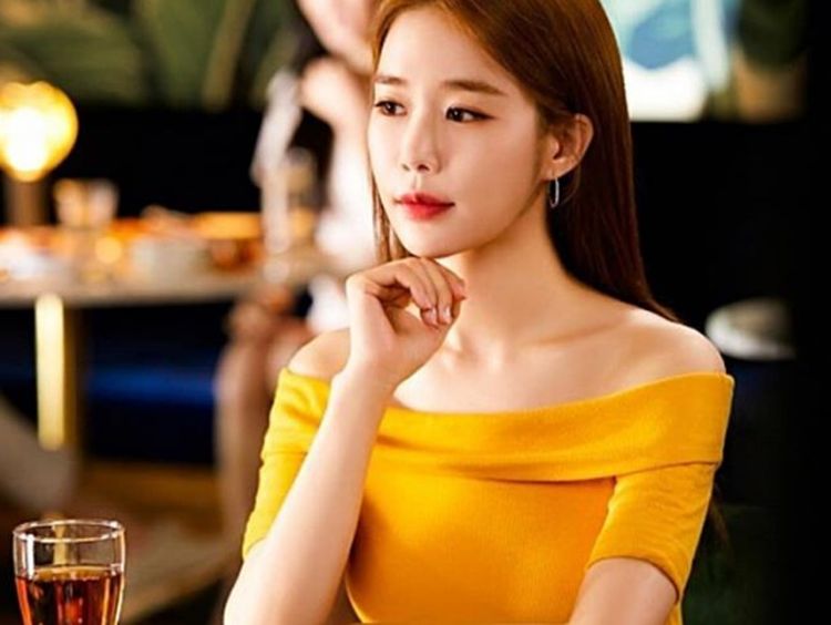 Yoo In Na, Bintang The Spies Who Loved Me Saat Cicip Sereal dan Salad