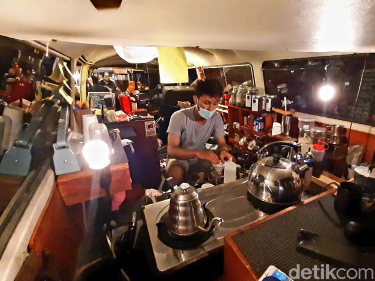 Yuk, Kulineran Malam Seru di Parkiran Dejafoo Purwokerto!