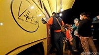 Konsep yang masih terbilang baru di Purwokerto ini membuat banyak orang penasaran untuk mampir dan jajan di sini. Foto: dok. detikFood/Arbi Anugrah