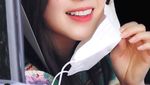 Cantiknya Irene Red Velvet Saat Pose Bersama Minuman Favoritnya