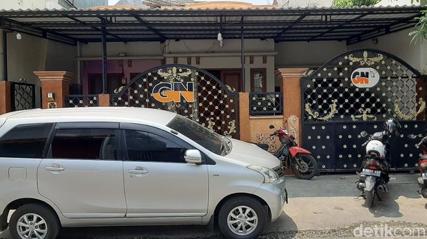 gus nur
