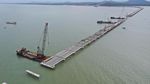 Ini Dia Jembatan Penghubung Dermaga Terpanjang di Indonesia