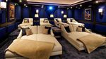 Keren Banget! Rumah Ini Punya Bioskop Mini