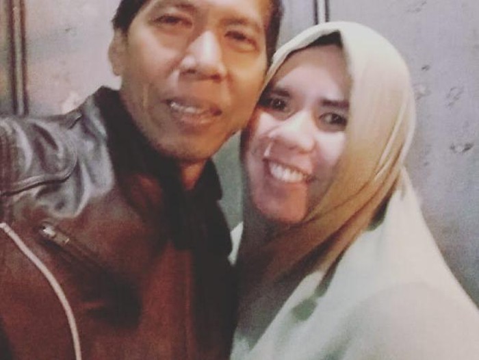 Baru sebentar menikmati jadi istri satu-satunya, Rohimah kembali dimadu. Kiwil dikabarkan menikah lagi secara siri dengan seorang janda bernama Venti Figianti. (Foto: Instagram @rohimah_alli)