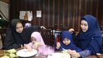 Kurma Muda dan Jus Lemon, Kudapan Favorit Oki Setiana Dewi