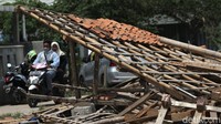 Peristiwa tersebut menyebabkan ratusan rumah di empat RT mengalami kerusakan, mulai ringan hingga berat. Berdasarkan data yang dihimpun, puting beliung menerjang 2 rumah di RT 01, 67 rumah di RT 05, 7 rumah di RT 11, serta 33 rumah di RT 12.