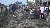 Sementara itu, presentase tingkat kemiskinan di Papua mengalami penurunan dari 30,05 persen pada 2014 menjadi 27,43 persen pada 2018. Tingkat kemiskinan di Papua Barat mengalami penurunan dari 27,13 persen menjadi 22,66 persen. ANTARA FOTO/Akbar Nugroho Gumay