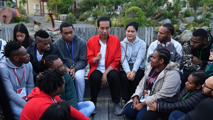 Serba-serbi 5 Tahun Jokowi-Jk dan 1 Tahun Jokowi-Ma'ruf 5 Tahun Jokowi-JK dan 1 Tahun Jokowi-Ma'ruf Amin baru saja dilewati. Berikut serba-serbi pencapaian para tokoh tersebut untuk Indonesia.