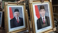Paparan pencapaian Jokowi-JK tertuang dalam laporan Lima Tahun Maju Bersama yang diterbitkan Kantor Staf Presiden (KSP). Pencapaian pemerintah ini disesuaikan dengan visi sembilan aganda prioritas yang disebut Nawacita. Agenda itu berisi tentang tata kelola pemerintahan, penegakan hukum bebas korupsi, kemandirian ekonomi, hingga revolusi karakter bangsa. ANTARA FOTO/Aprilio Akbar