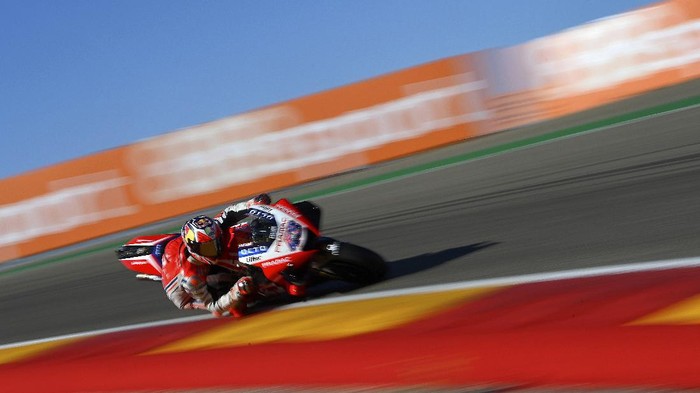 Pramac Racings Australian rider Jack Miller takes part in the third practice session ahead of the MotoGP Grand Prix of Teruel at the Motorland circuit in Alcaniz on October 24, 2020. (Photo by PIERRE-PHILIPPE MARCOU / AFP)