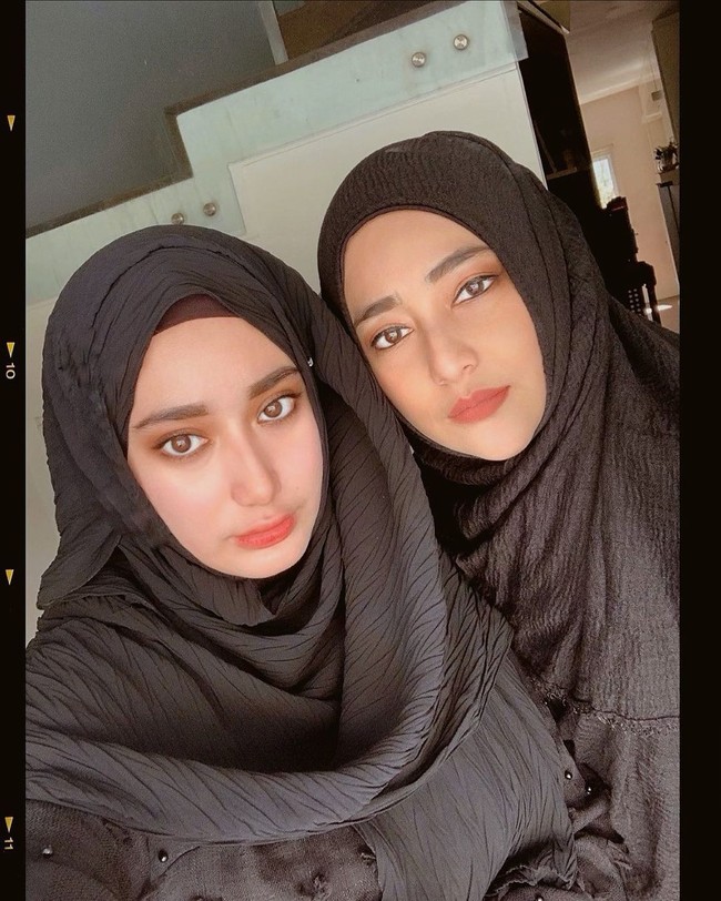 Chacha mewarisi wajah rupawan dari ibu dan bapaknya. Darah Arab dan Aceh memberikan fitur wajah cantik yang khas. Foto: instagram