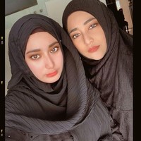 Chacha mewarisi wajah rupawan dari ibu dan bapaknya. Darah Arab dan Aceh memberikan fitur wajah cantik yang khas. Foto: instagram