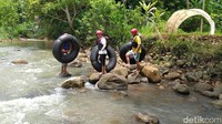 Kondisi air sungainya sendiri cukup jernih dan deras apabila setelah turun hujan. Panjang jarak tempuh sekitar 2,5 kilometer atau memerlukan waktu sekitar 2 jam untuk sampai finish.