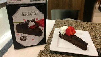 Kuenya kok bisa jadi tipis dan panjang begitu ya? Foto: via Bored Panda