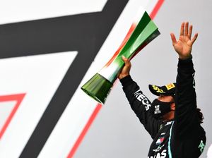 Lewis Hamilton Tak Menyangka Bisa Lewati Rekor Michael Schumacher