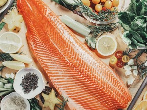 Keunggulan Salmon Norwegia, Fresh buat Jadi Sushi & Sashimi