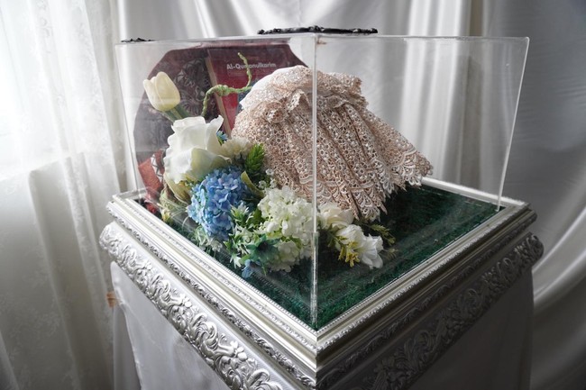 Seserahan pernikahan Kevin Aprilio dan Vicy Melanie ditangani oleh Rose Arbor Seserahan, vendor langganan seleberiti ternama. Kami menyiapkan enam item. Tiga untuk akad nikah dan tiga untuk prosesi seserahan, kata Anindita Dewayani atau Dita, pemilik Rose Arbor Seserahan, kepada Wolipop, Minggu (25/10/2020). (Foto: Dok. Dita Seserahan Rosearbor)