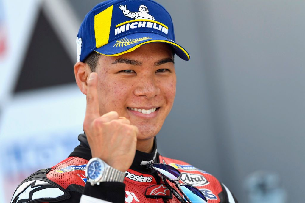 ALCANIZ, SPAIN - OCTOBER 24: Takaaki Nakagami of Japan and LCR Honda Idemitsu smiles and celebrates the MotoGP pole position at the end of the qualifying practice during the qualifying for the MotoGP of Teruel at Motorland Aragon Circuit on October 24, 2020 in Alcaniz, Spain. (Photo by Mirco Lazzari gp/Getty Images)