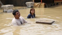 Sebagai informasi, Kasi Rehabilitasi dan Rekonstruksi BPBD Kota Bekasi Hendra mengatakan ada tujuh wilayah di Bekasi yang terendam banjir. Ketujuh wilayah itu adalah Villa Jati Rasa, Nusa Indah, Villa Nusa Indah, Pondok Gede Permai, Kartini, Teluk Pucung, dan Kemang Ifi.