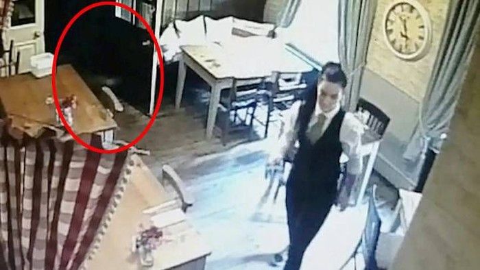 5 Kisah Restoran Berhantu, Jadi Gerbang Hantu dan Dijaga Hantu Ramah