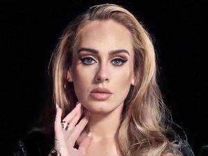 Adele Bikin Lelucon soal Penampilan Barunya yang Langsing