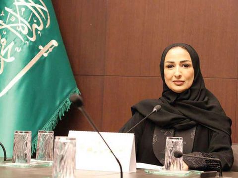 Amal Yahya Al-Moallimi Amal Yahya Al-Moallimi yang jadi dubes wanita kedua di Arab Sudi