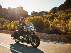 Potret BMW R 18 Classic yang Terinspirasi Motor Jadul Era 1930-an