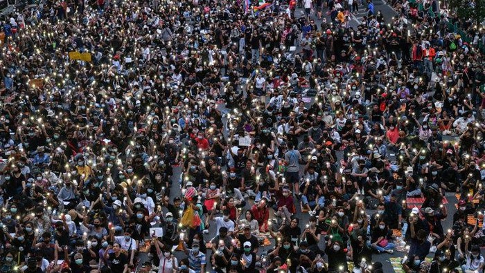 Demonstran berdemo lagi usai PM Thailand menolak mengundurkan diri (AFP Photo)