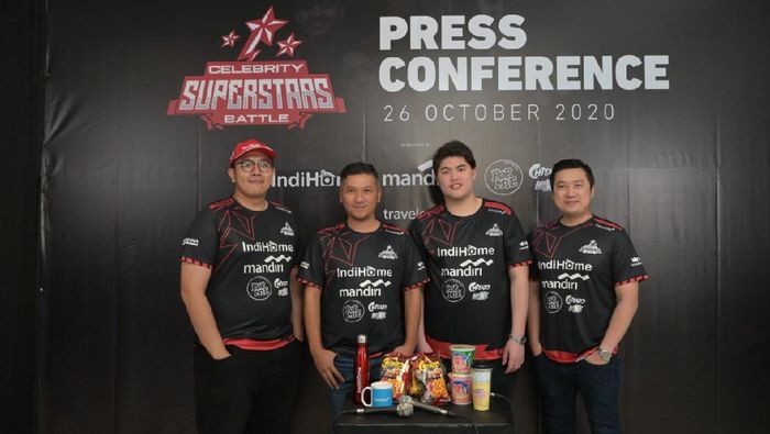 E-Sport Celebrity Superstar E-Sport Celebrity Superstar menggalang melawan COVID-19.