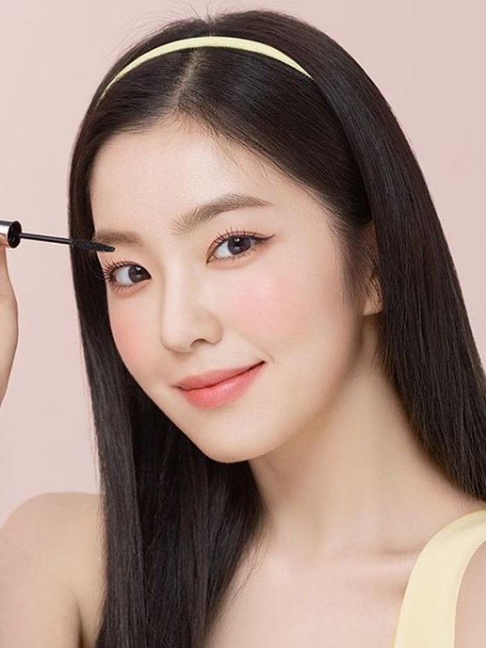 Irene Red Velvet jadi model iklan Clinique Korea.