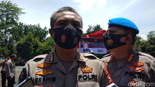Kabid Humas Polda Sulsel Kombes Ibrahim Tompo (Hermawan-detikcom).