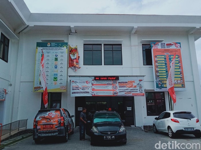Kantor KPU Klaten, Senin (26/10/2020).