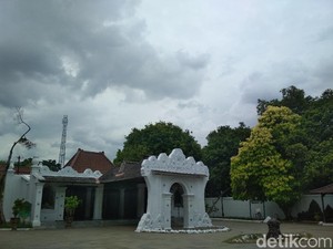 Keraton Kasepuhan Cirebon Tetap Buka Kunjungan Wisata Pasca Kericuhan