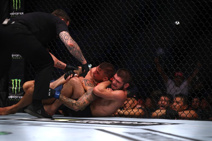 Dustin Poirier Ungkap Bedanya Gulat Khabib dan Islam