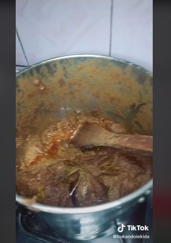 Masak Rendang hingga Sayur Asem untuk Lamaran, Acara Berakhir Batal