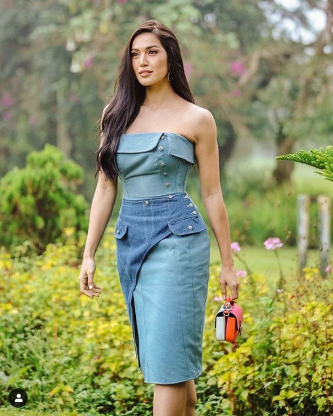 Mengikuti ajang Miss Universe Filipina 2020, Michele gagal menang. miss uni...