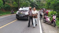 Kecelakaan tunggal ini kini ditangani oleh Unit Laka Satlantas Polres Ciamis. 