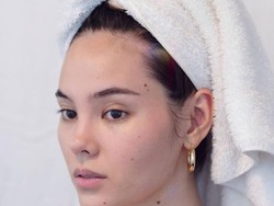 10 Wajah Polos Ratu Kecantikan Saat Tak Pakai Makeup